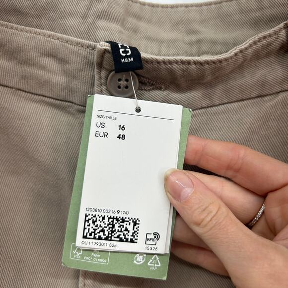 NEW H&M Brown Tan Neutral Casual Loose Fit Cargo Pant Y2K Style Plus Size 16 - Picture 5 of 6